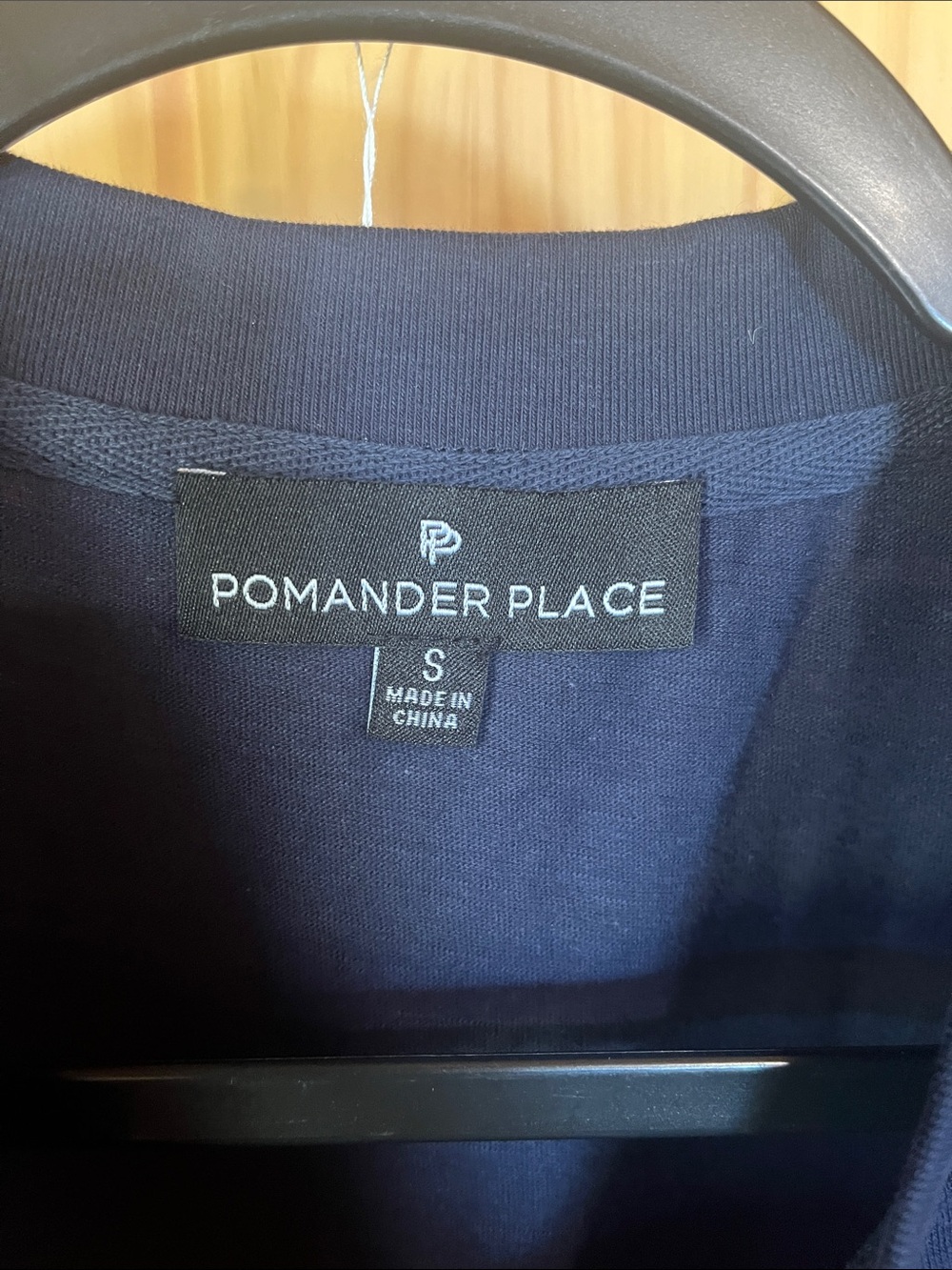 Tuckernuck Pomander Place Navy Flutter Sleeve Cotton Crew Tee - Picture 2 of 7